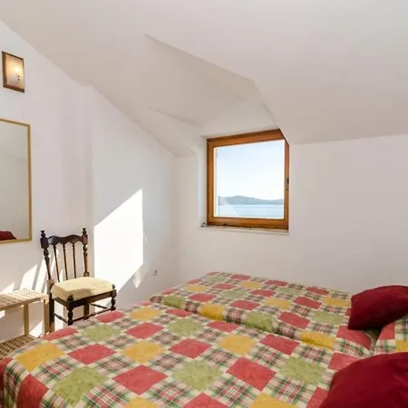 Kisic - Two-bedroom With Balcony And Sea View Mlini